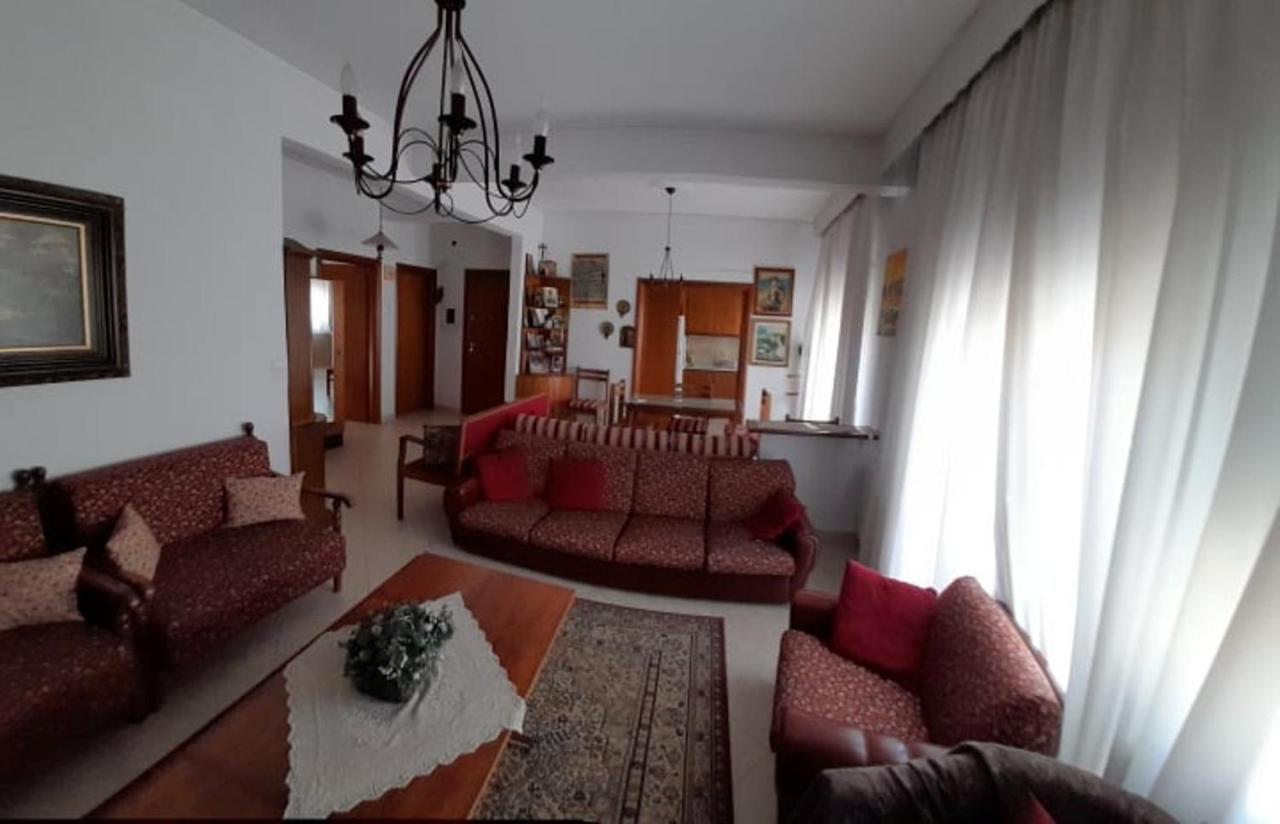 Apartment With Two Bedrooms In City Centre In Drama Greece エクステリア 写真